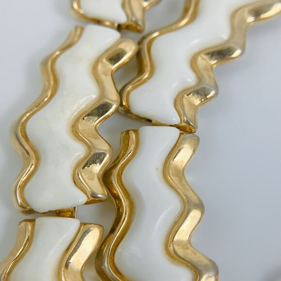 Vintage Signed Trifari Choker Necklace, Modern Zig Zag Chevron - Picture 11 of 11